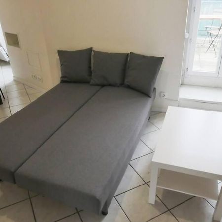 Drancy : 4 Pieces En Centre Ville + Parking Extérieur photo